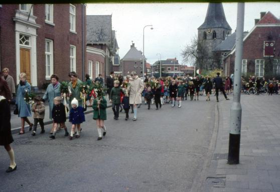 Palmpasen optocht 1968-003